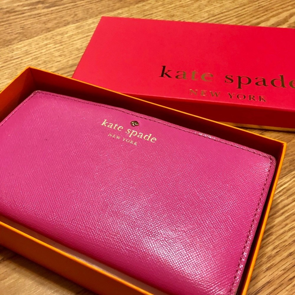 Kate Spade - Pink Wallet